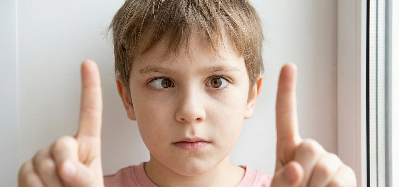 Топ-10 мифов о косоглазии: разбираем с офтальмологом, что правда, а что нет