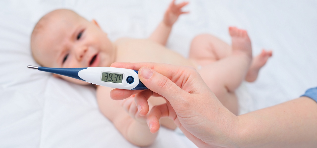 Температура при прорезывании зубов у ребёнка: норма, опасные симптомы, помощь